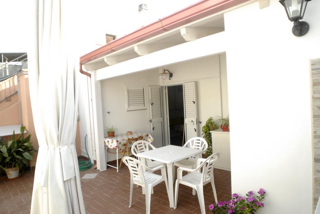 Casa Dei Furnari Apartment Collepasso Exterior foto