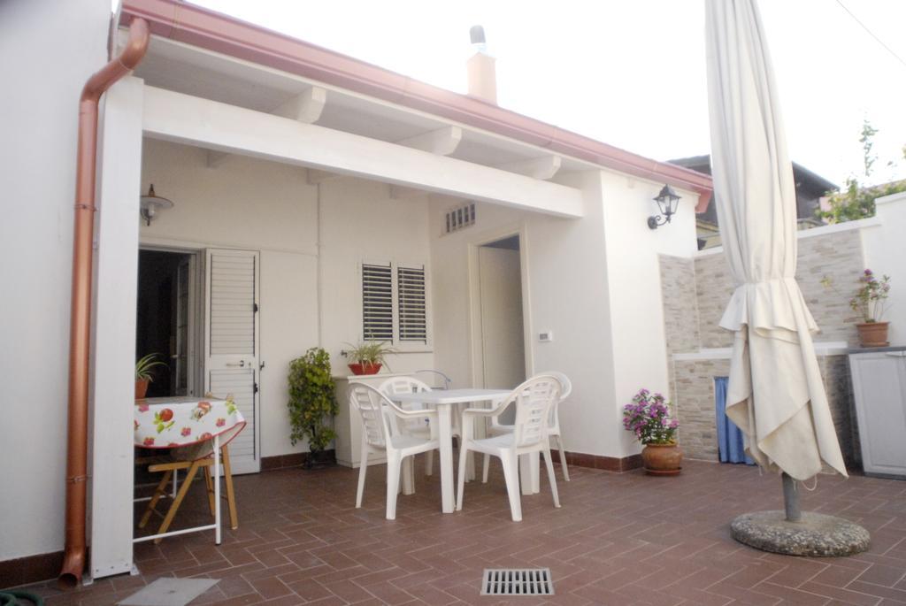 Casa Dei Furnari Apartment Collepasso Exterior foto